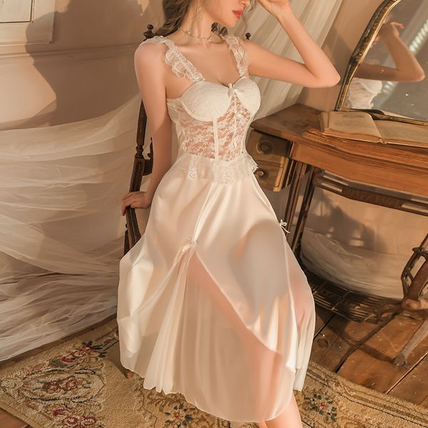 Opulent Lace Dream
